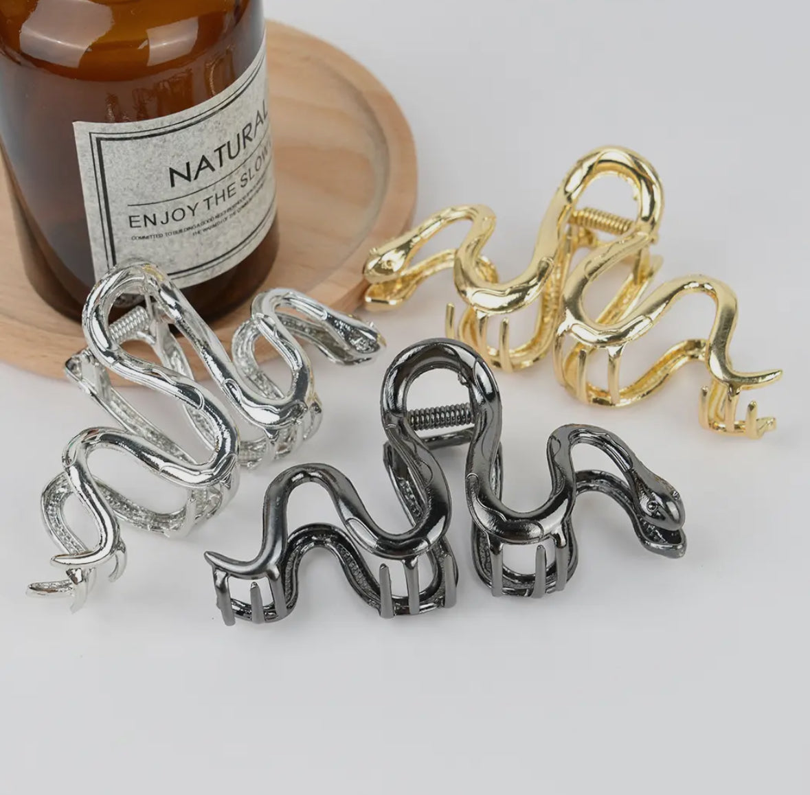 Snake Hair Claw