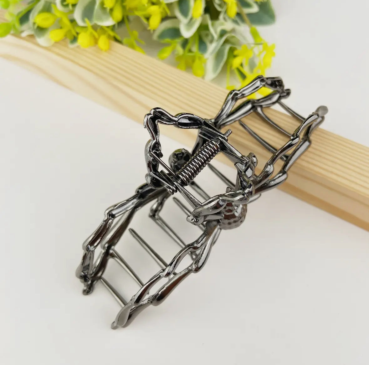 wide Spider Metal Hair Claw