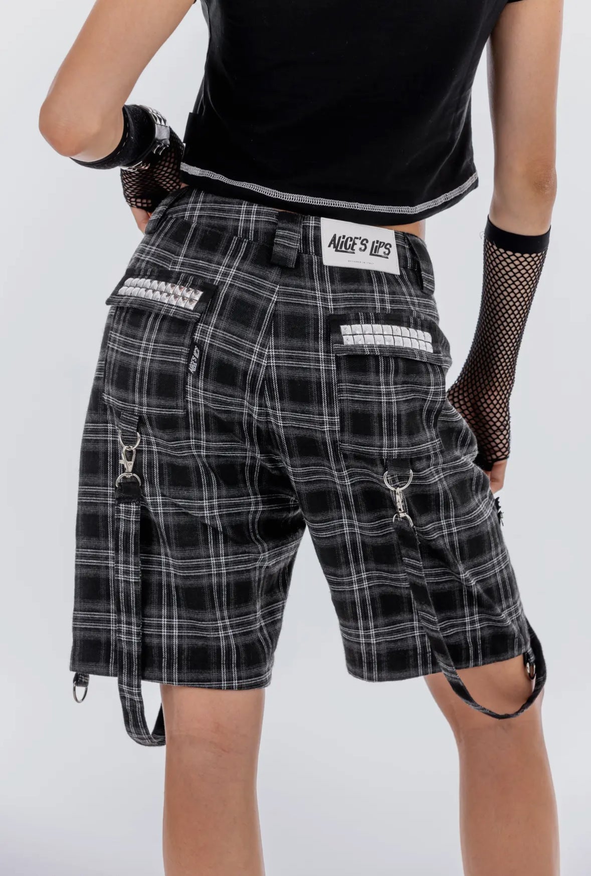 Girlfriend Low Rise Jorts