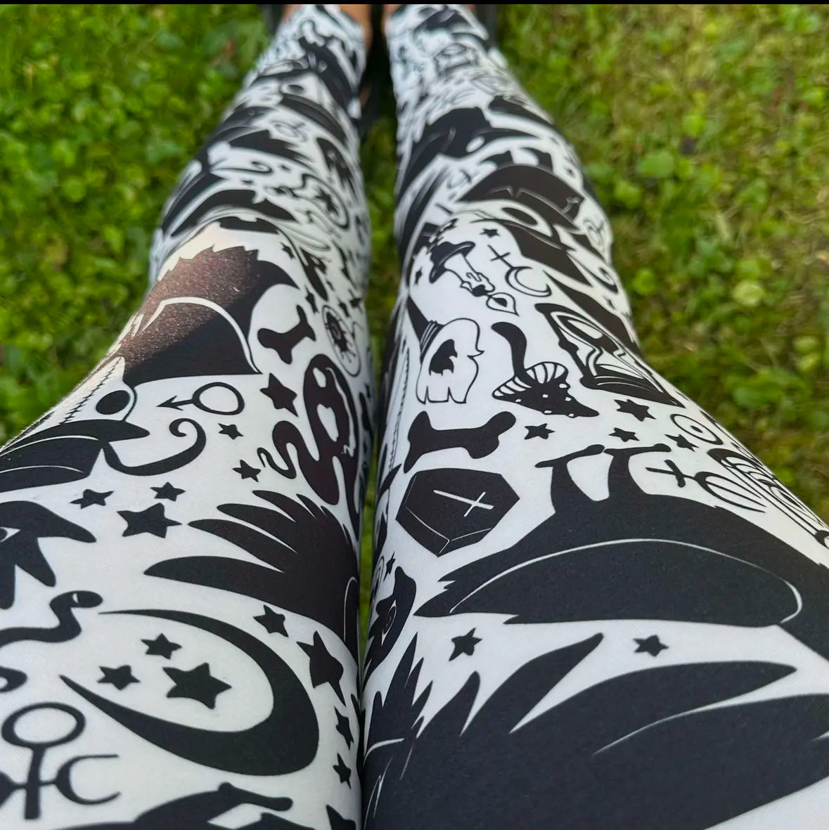 Plague doctor raven leggings