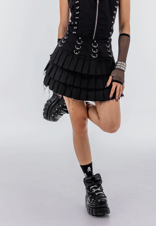 Punkish Black Pleated Skirt